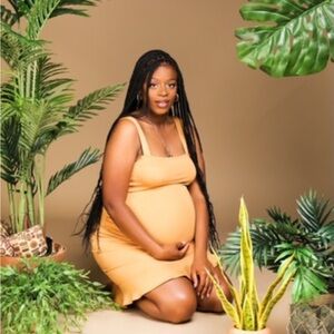 Asymmetrical short ruffle Maternity dress